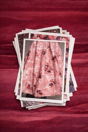 20260106_1029_Argyle Sweater Print_remix_01kea26c6sevg8fb0rtwd828rx